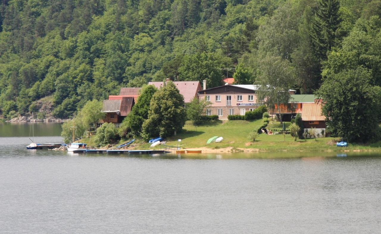Chata Omicron Bitov Bagian luar foto